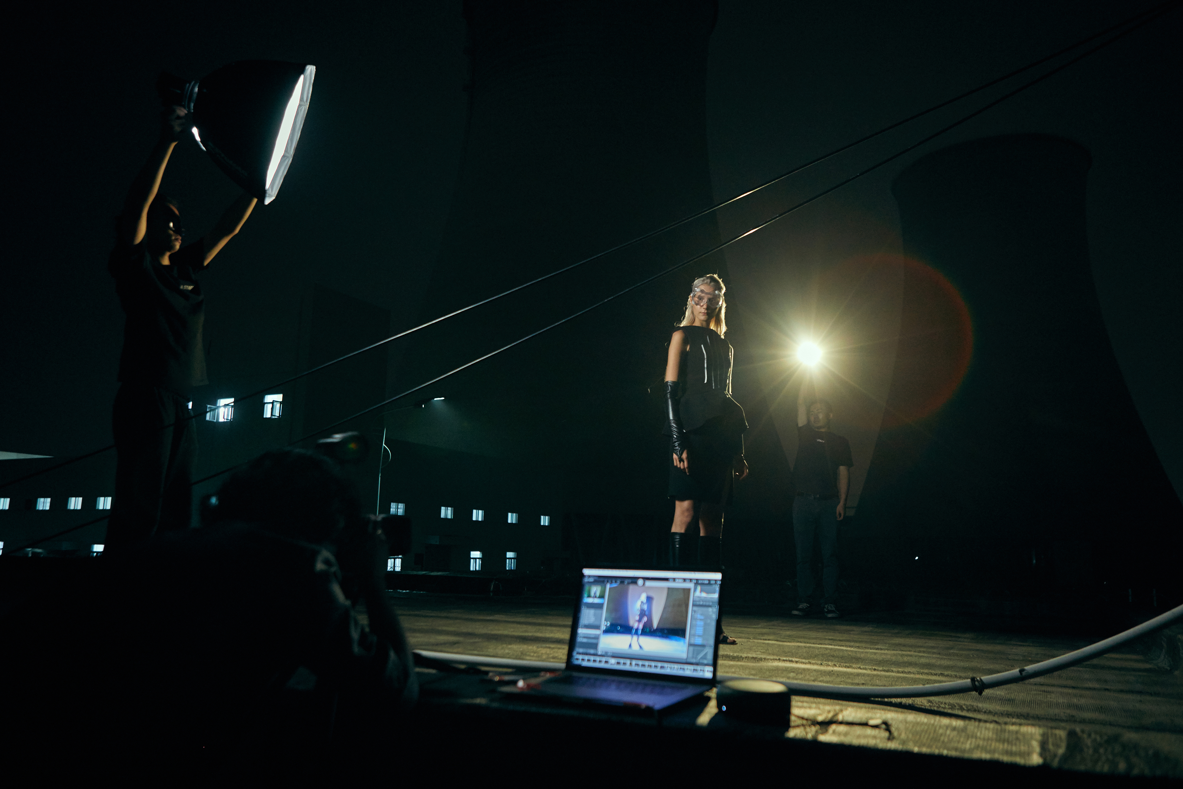 Profoto-B10-NAME-BTS-04.jpg