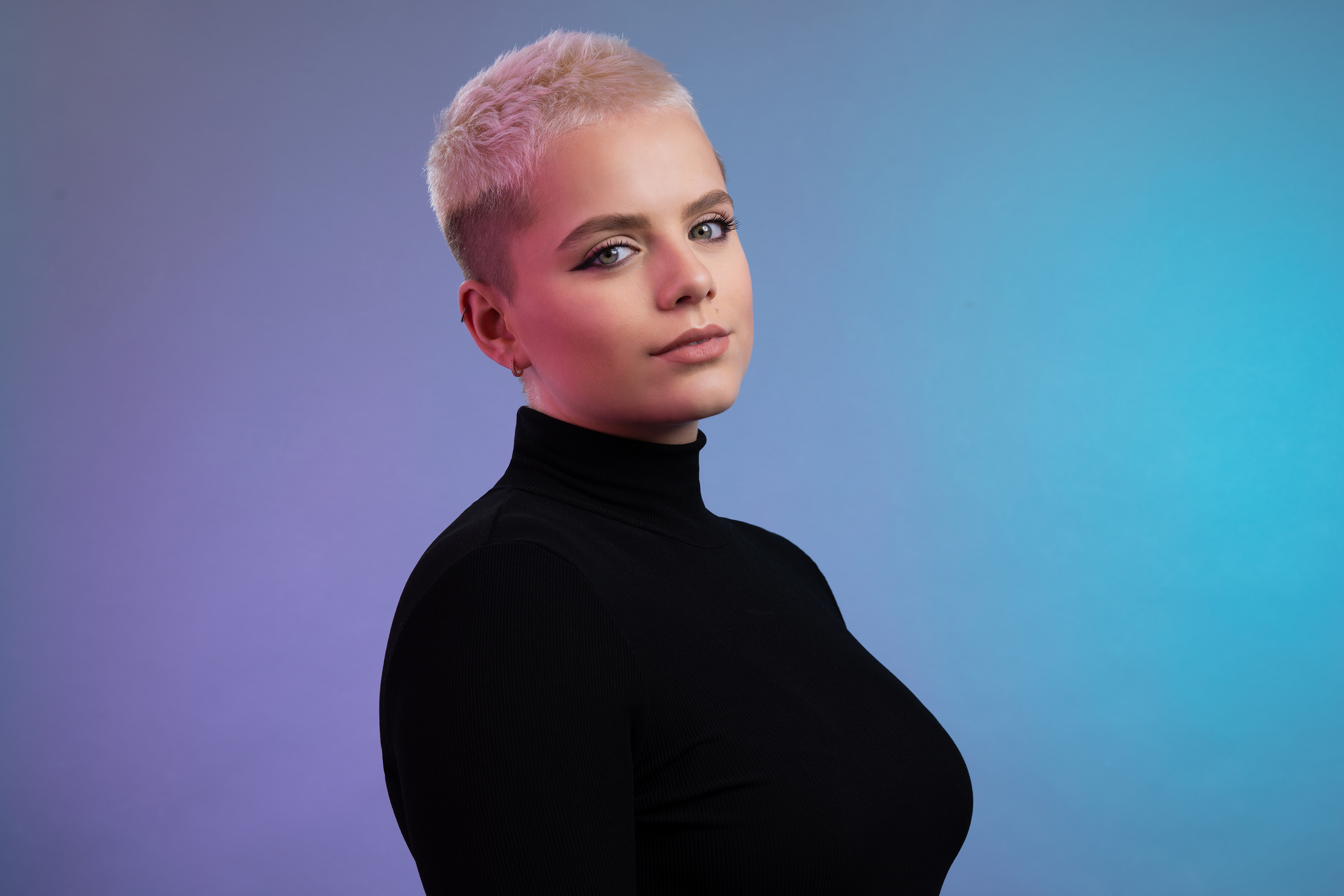 Profoto-B10-D2-Color-Effects-Hannah-Couzens.jpg