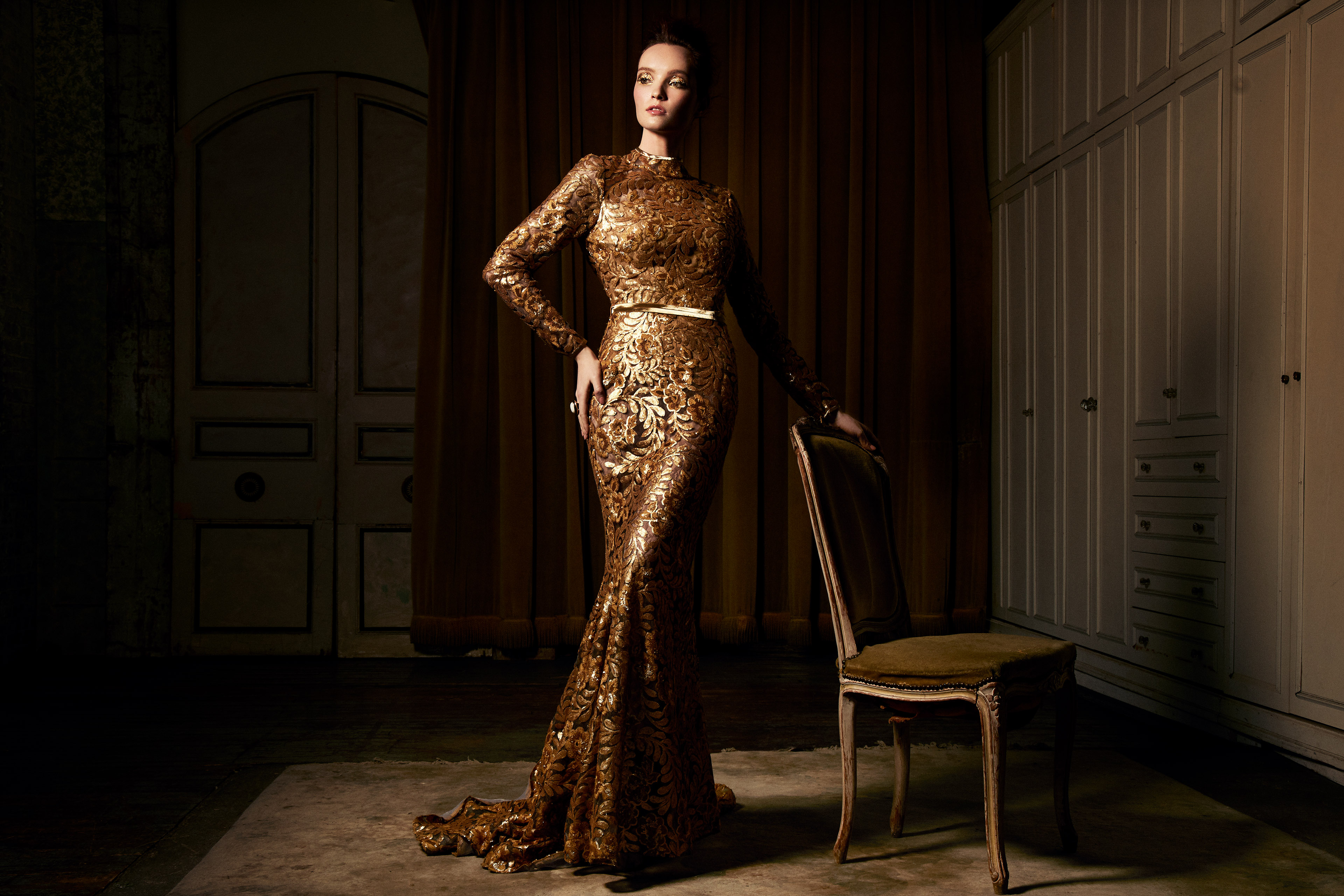 Profoto-B10-Grids-Pockets-Of-Light-Lindsay-Adler.jpg